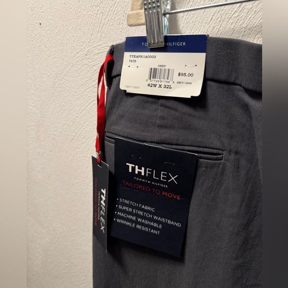 Tommy Hilfiger TH Flex Gray Dress Pants 42x32 Stretch Tailored Career Office NEW - Picture 4 of 5